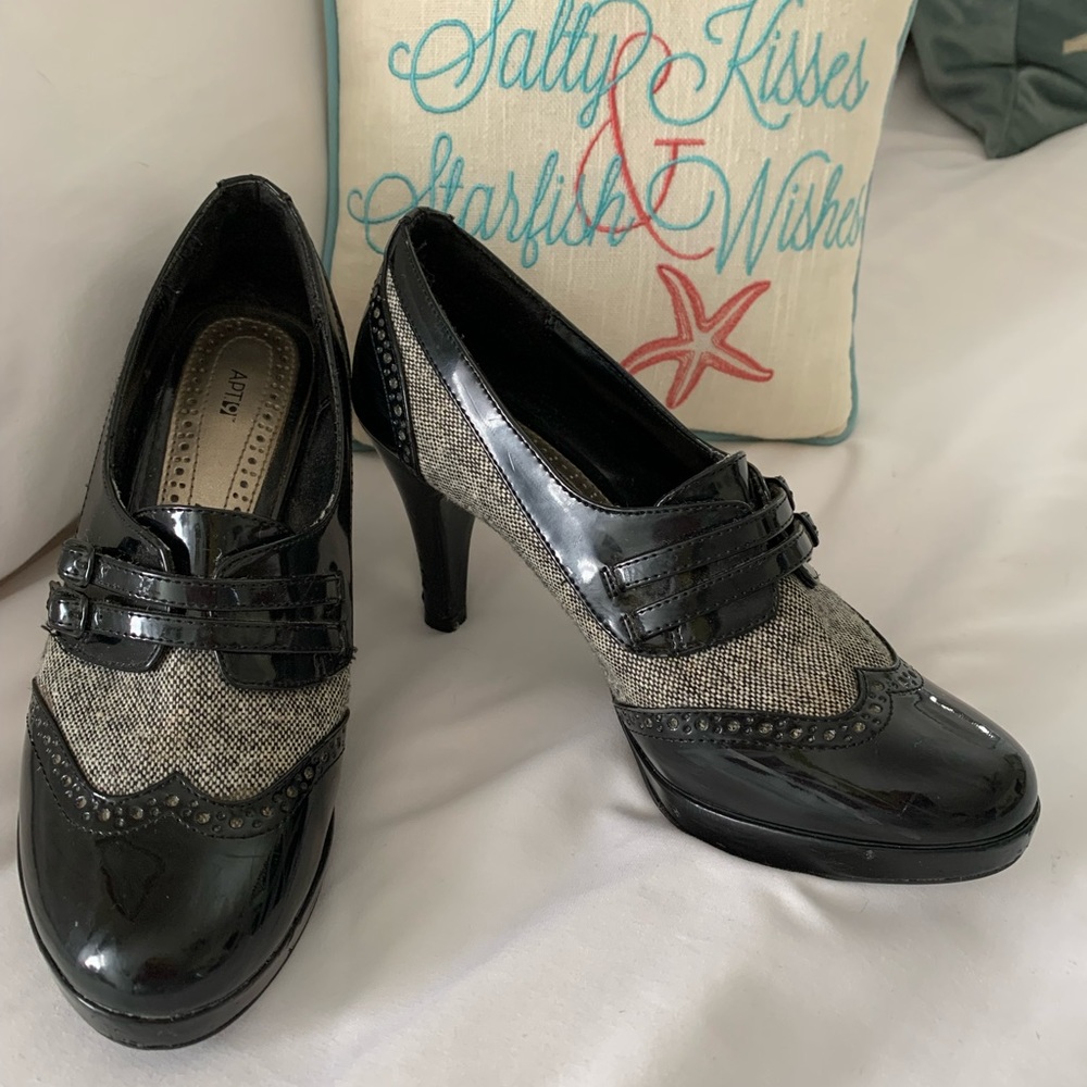 Apt 9 loafer heels size 7